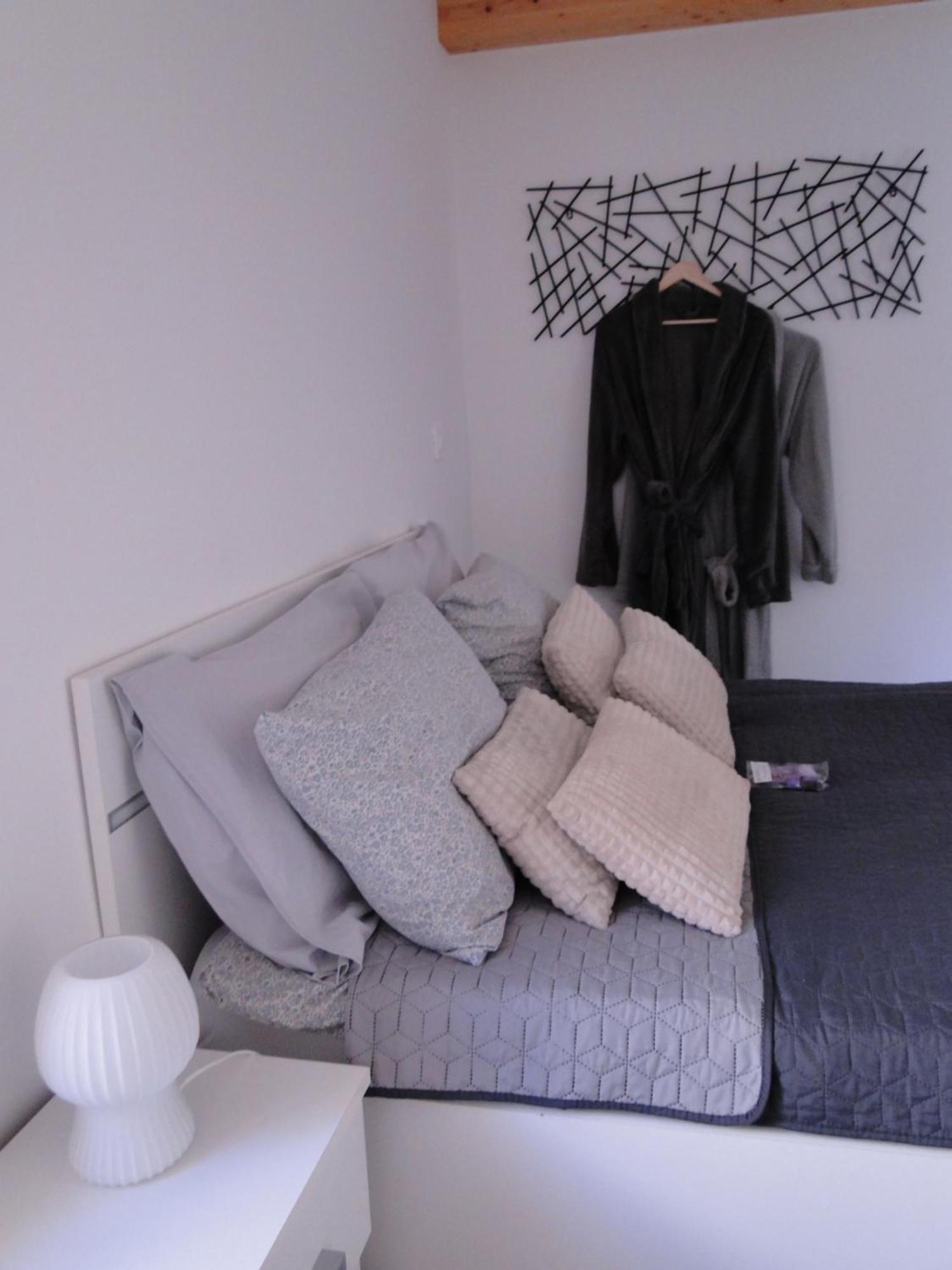 Apartamento Heritage Kyra & Fox In Pitve, Hvar *